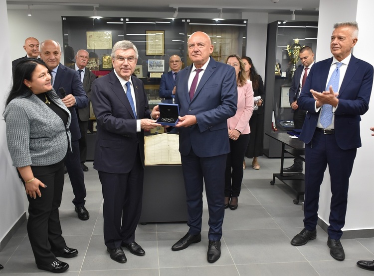 Президентът на Международния олимпийски комитет посети Българската национална спортна академия