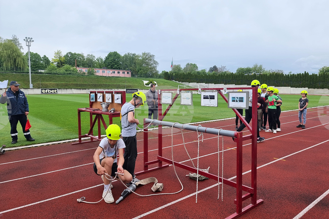 Разград - млад огнеборец - състезание