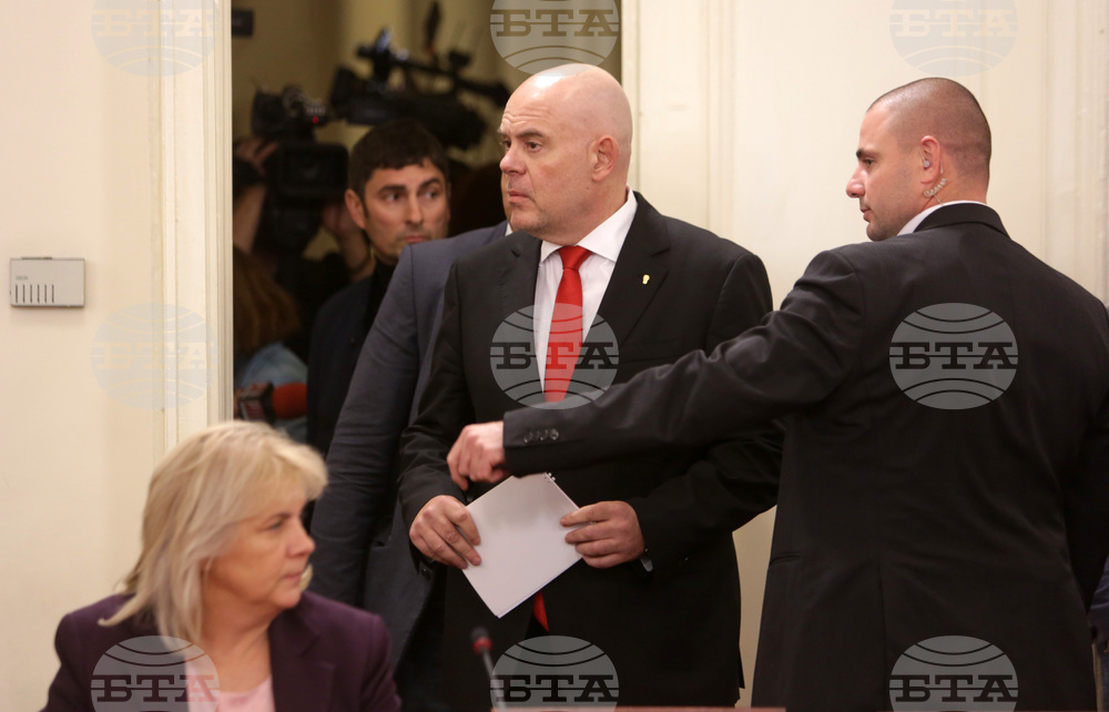 Парламент - Комисия по правни въпроси - Иван Гешев