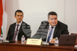 Парламент - Комисия по правни въпроси - Стою Стоев