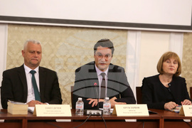 Парламент - Комисия по правни въпроси