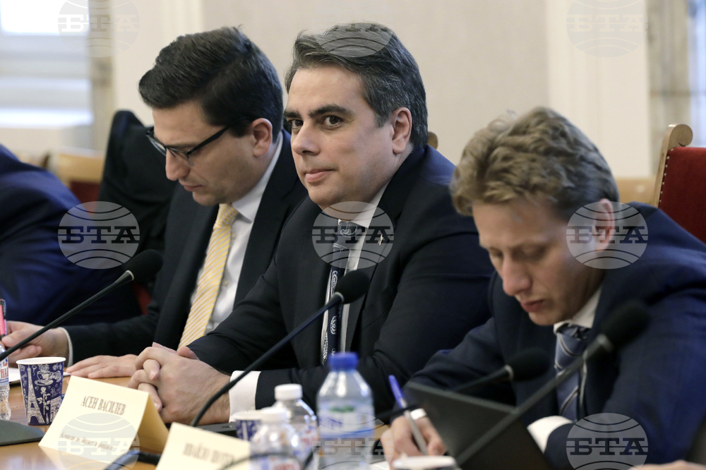 Парламент - Комисия по бюджет и финанси