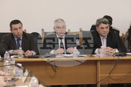 Парламент - Комисия по транспорт и съобщения