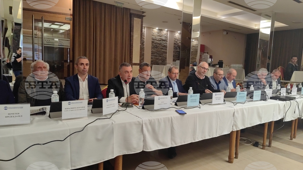 Община Сливен: Кметът Стефан Радев приветства участниците в заседанието на Камарата на строителите в България