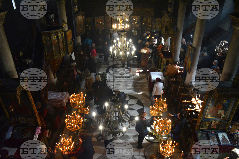 Благоевград – Благовещение – храм „Въведение Богородично“ –  базар ¬–  благотворителност