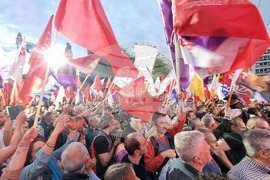 Гърция - площад „Синтагма" - митинг