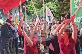 Гърция - площад „Синтагма" - митинг