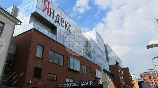 Зеленски съобщи за ответни удари по руски центрове за данни; От „Яндекс“ казаха, че не е ясно дали ударен център подлежи на възстановяване
