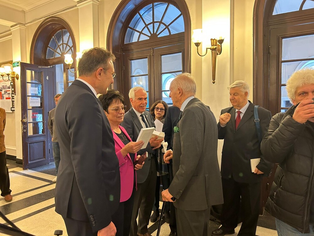 БСП: Борислав Гуцанов и Ирена Анастасова се срещнаха с принц Майкъл от Кент и княз Никита Ростовский