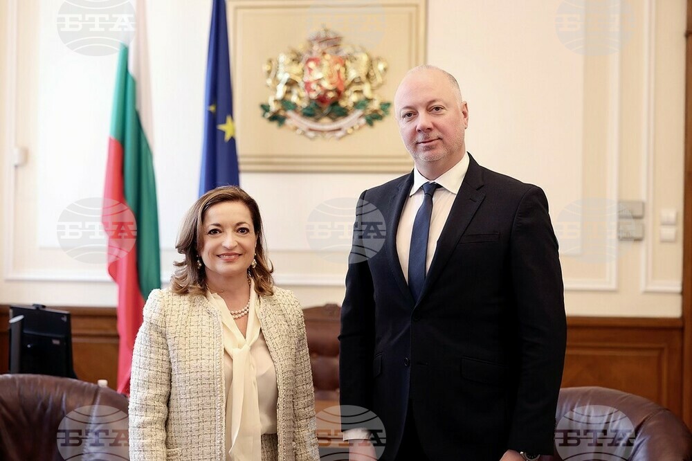 Italian Ambassador, Parliament Chair Discuss Political Situation, Armed Forces' Modernization, Judicial Reform