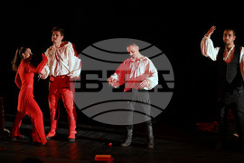 Монтана - театър - „Хамлетмашина“