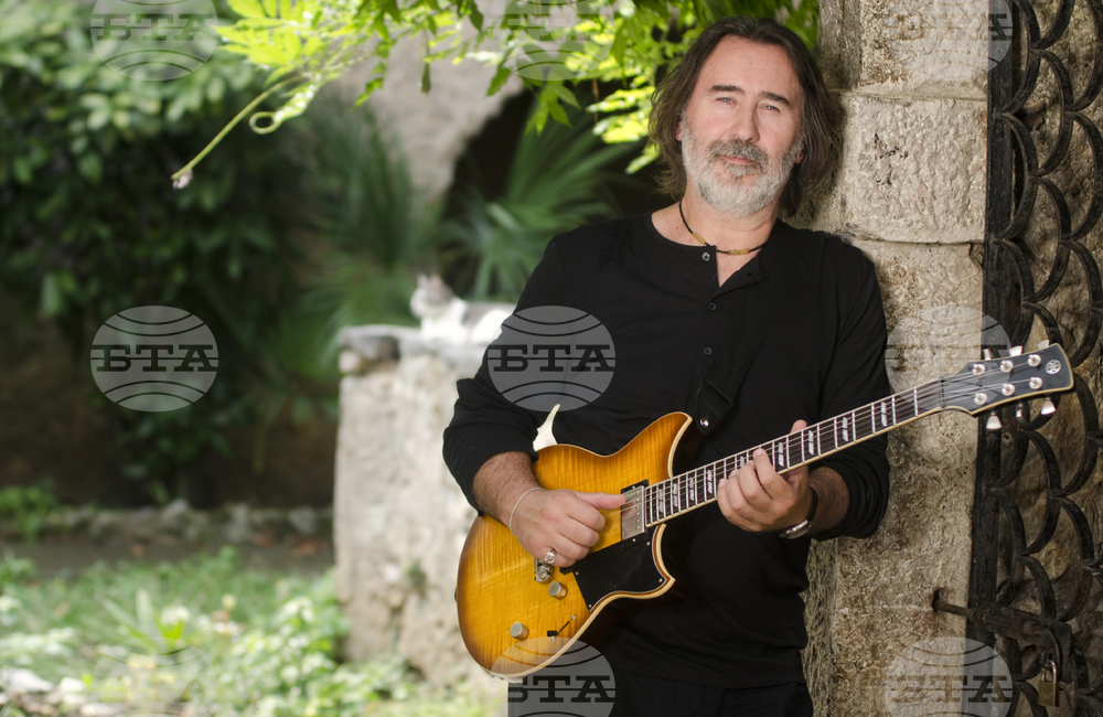 Elvis Stanic Group to Give Concert in Sofia for Croatia's 10 Years in EU