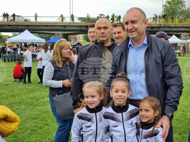 Ямбол - Румен Радев -„Спортувай с президента“ - инициатива