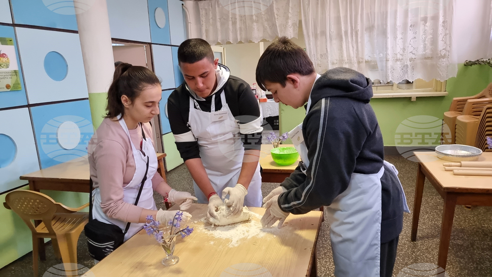 Брегово - Благовещение - ученици