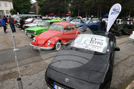 Кубрат - автомобили - ретро парад