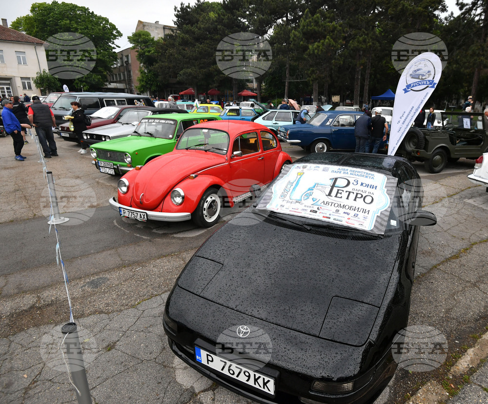 Кубрат - автомобили - ретро парад