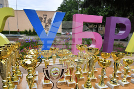 Кубрат - автомобили - ретро парад