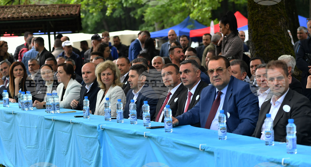 Село Малък Поровец - събор "Демир баба теке"