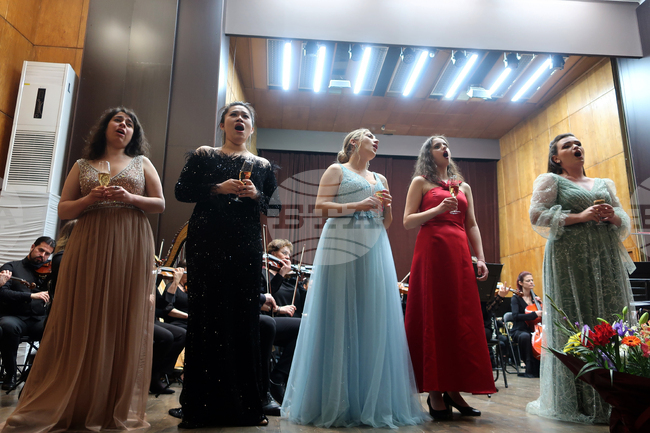 Плевен - Пети Международен конкурс за млади оперни певци "Гена Димитрова" - награди - концерт