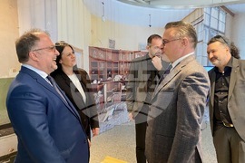 Италия - Венецианско архитектурно биенале 2023 - видеомост - дискусия