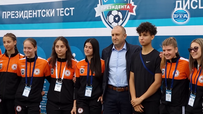 Над 500 деца се събраха в Ямбол на национален турнир по утринна гимнастика и инициативата „Спортувай с президента“