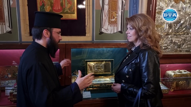 Вицепрезидентът Илияна Йотова посети манастира Кикос в Кипър