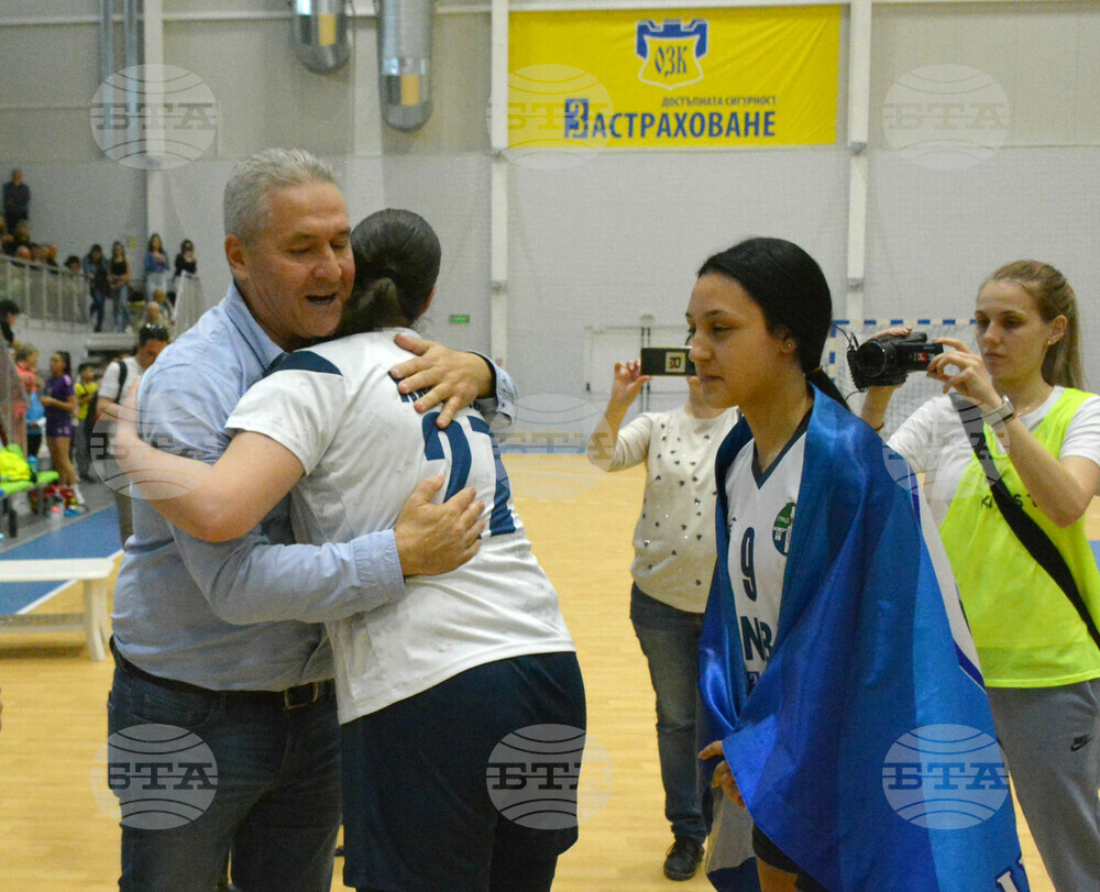 Бяла - хандбал - жени - Бяла - финал - награждаване