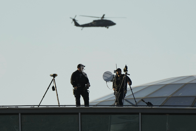 Полша временно затвори две летища заради руските удари срещу Украйна