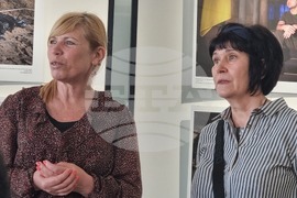 Бургас - Цвета Делчева - "Цяло тяло" - книга - представяне