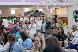 Кипър - Илияна Йотова - българско училище - тържество