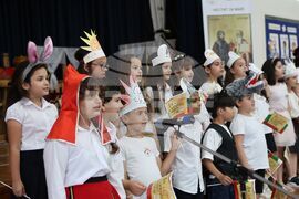 Кипър - Илияна Йотова - българско училище - тържество