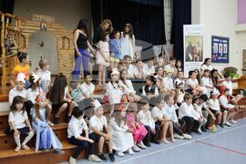 Кипър - Илияна Йотова - българско училище - тържество