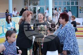 Кипър - Илияна Йотова - българско училище - тържество