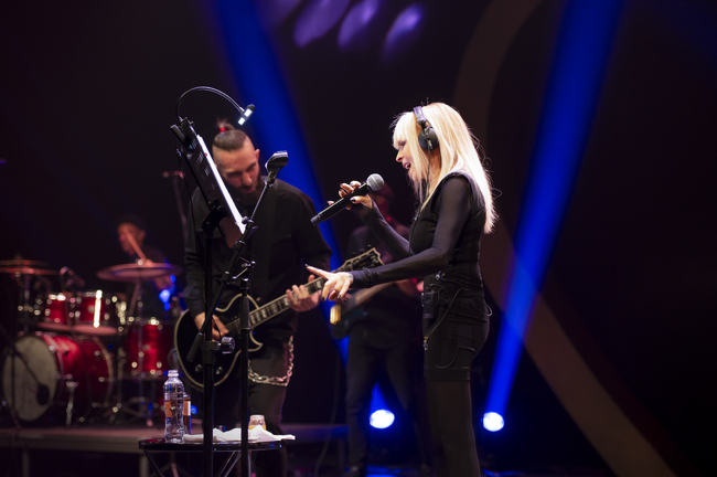 Лили Иванова с бутиков концерт в Народен театър „Иван Вазов“