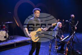 Лили Иванова с бутиков концерт в Народен театър „Иван Вазов“