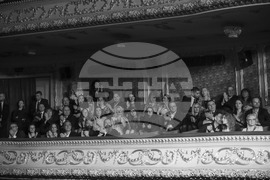 Лили Иванова с бутиков концерт в Народен театър „Иван Вазов“