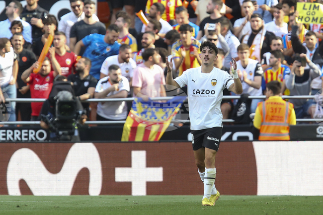 Валенсия и Реал Сосиедад завършиха наравно в мач от първия кръг на Ла Лига