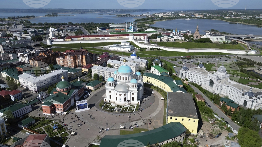 Десет души загинаха при силни бури в Централна Русия