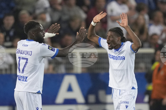 Оксер нанесе втора поредна домакинска загуба на Олимпик (Марсилия) във френското първенство