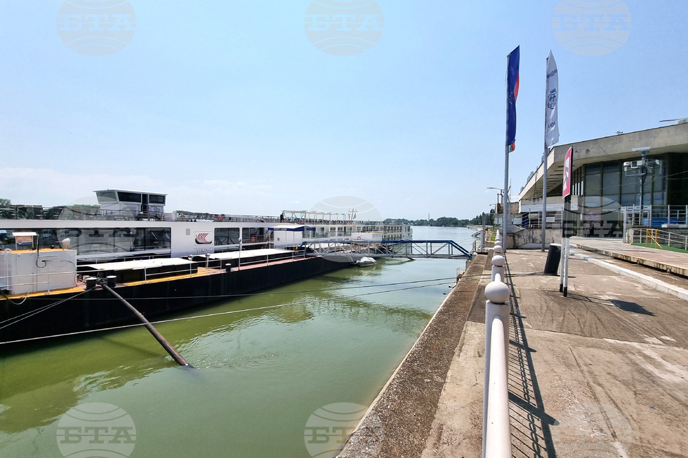 Видин - туристически сезон - кораби по Дунав