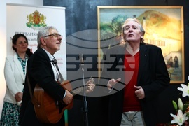 Награди „Златен век"