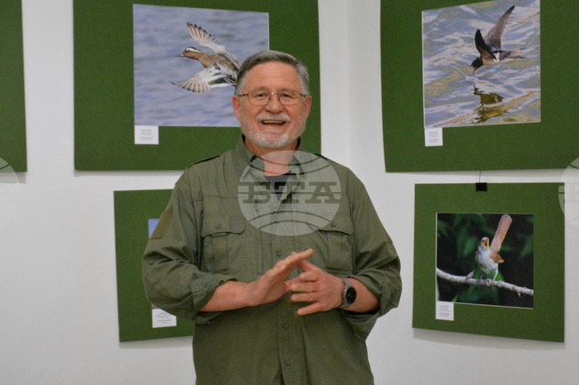 Русе - изложба - посланик Мачей Шимански