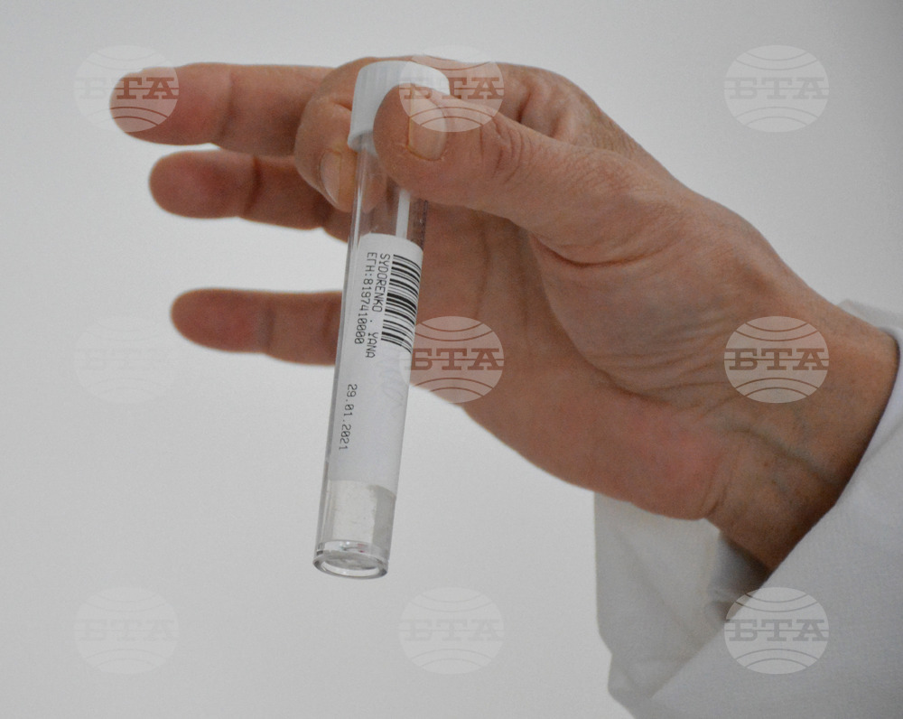 Повече от 5000 нови случая на коронавирус и над 90 починали през последното денонощие у нас