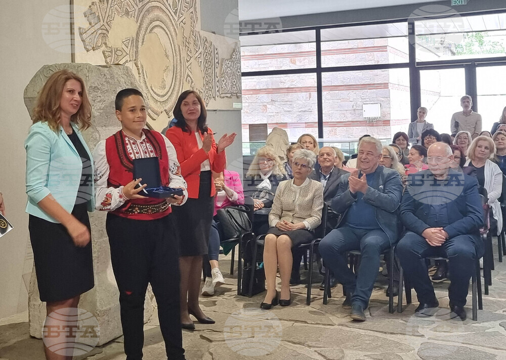 Стара Загора - награди - „Стара Загора“ и „Млада Загора“