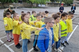 Шумен - военен факултет - деца