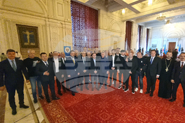 Румъния - Български футболни звезди - Парламент - посещение