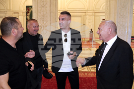 Румъния - Български футболни звезди - Парламент - посещение