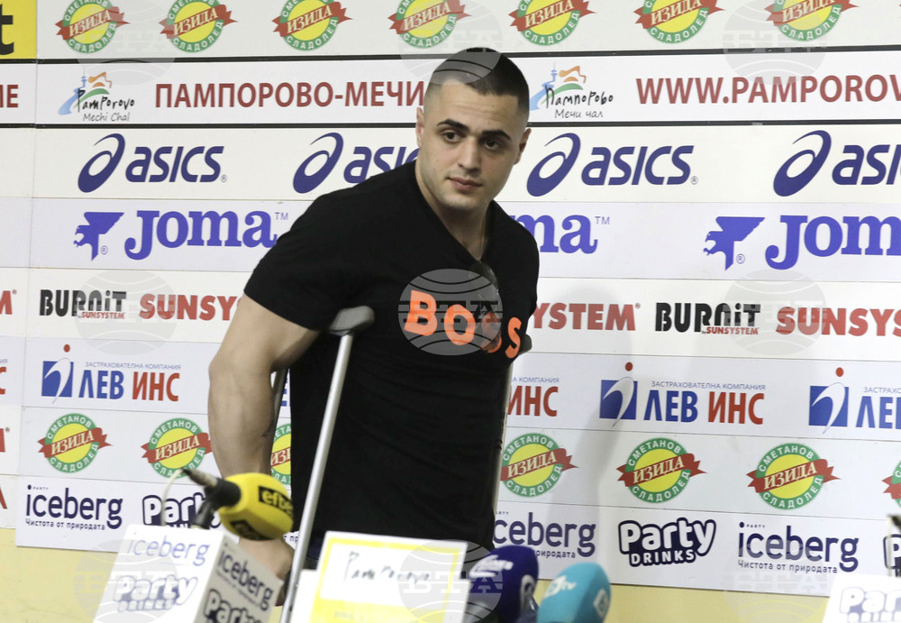 Пресклуб “България” - вдигане на тежести - пресконференция - награждаване