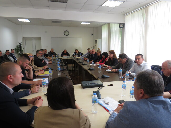 Областният управител на Шумен организира среща на представителите на местната власт с ръководството на „Български ВиК Холдинг“ ЕАД