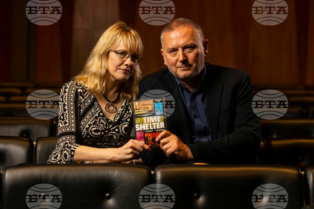 GERB Leader Borissov Congratulates Writer Georgi Gospodinov on His Booker Prize